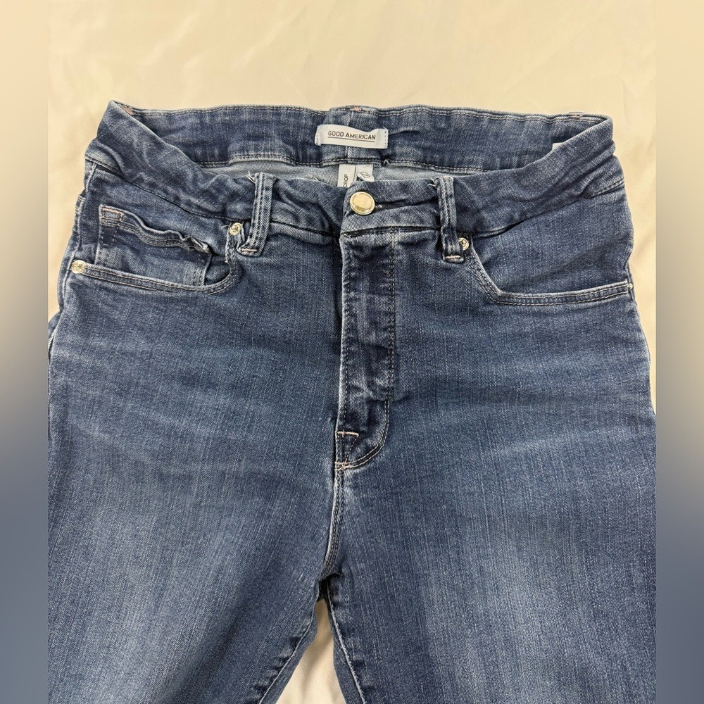 Good American‎ Good Legs Crop Jeans Size 8/29 Mid Rise Skinny - Picture 2 of 11